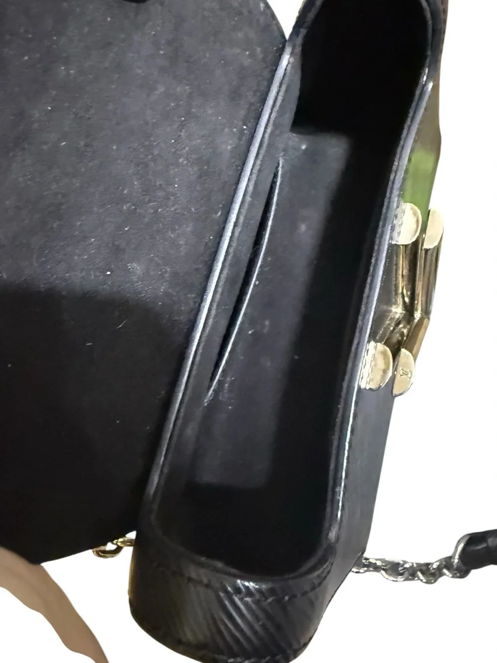 Louis Vuitton Twist PM Black Epi Leather Chain Crossbody Bag w Dust Bag